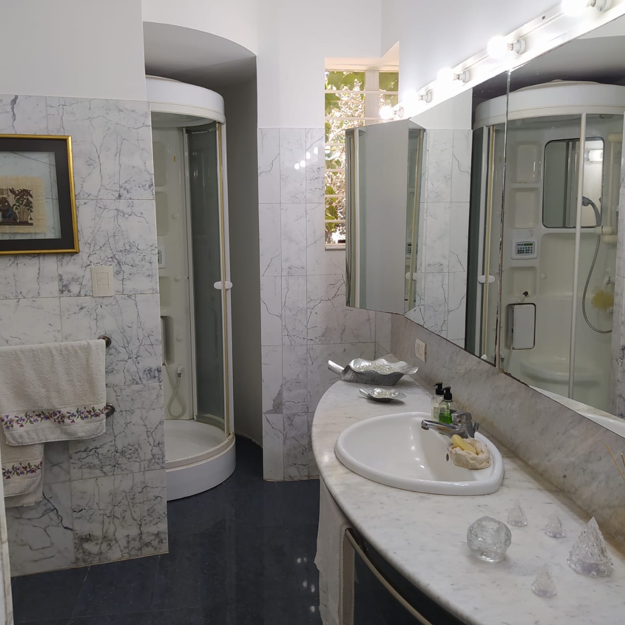 Exclusiva e Imponente Residencia.