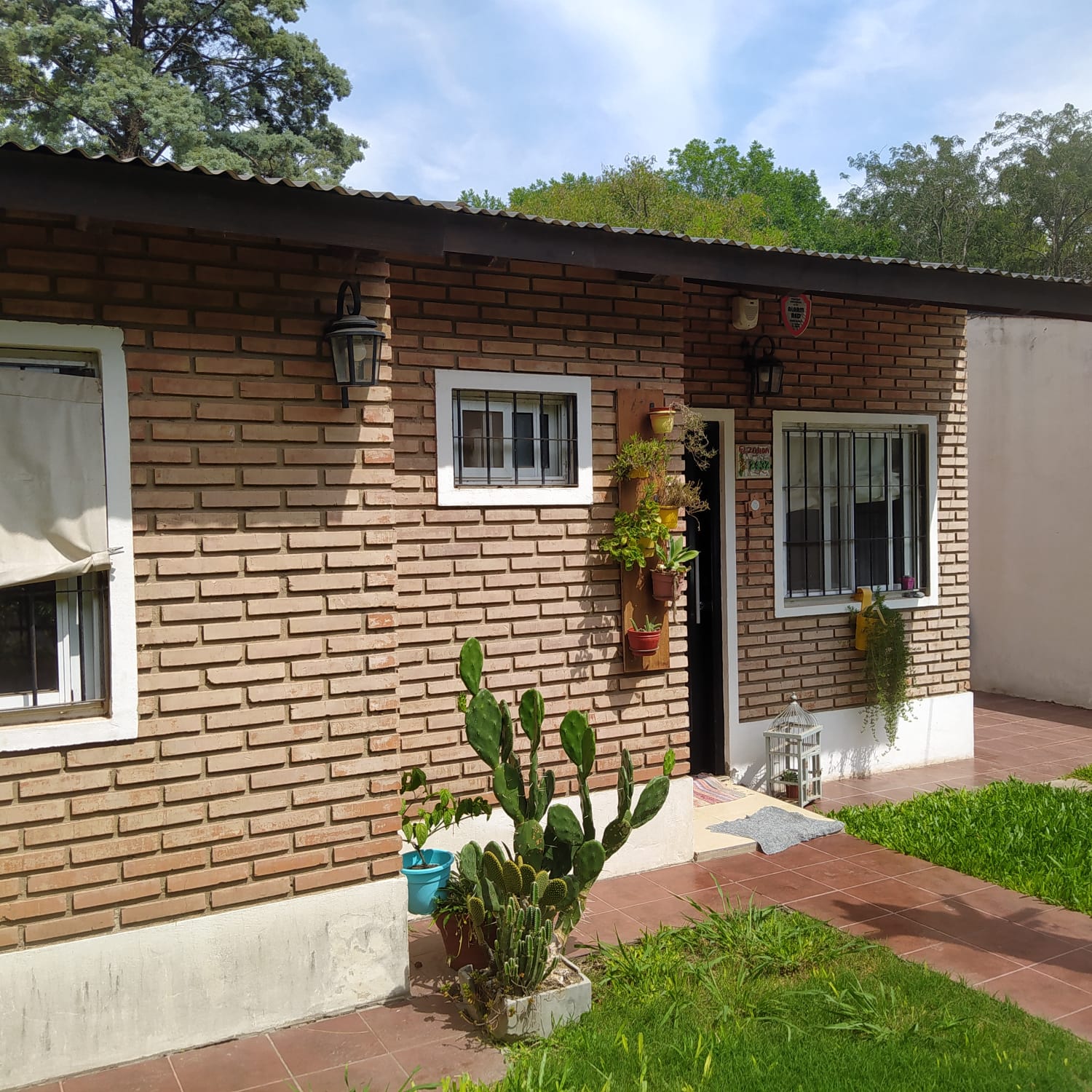 Casa por calle El Zonda