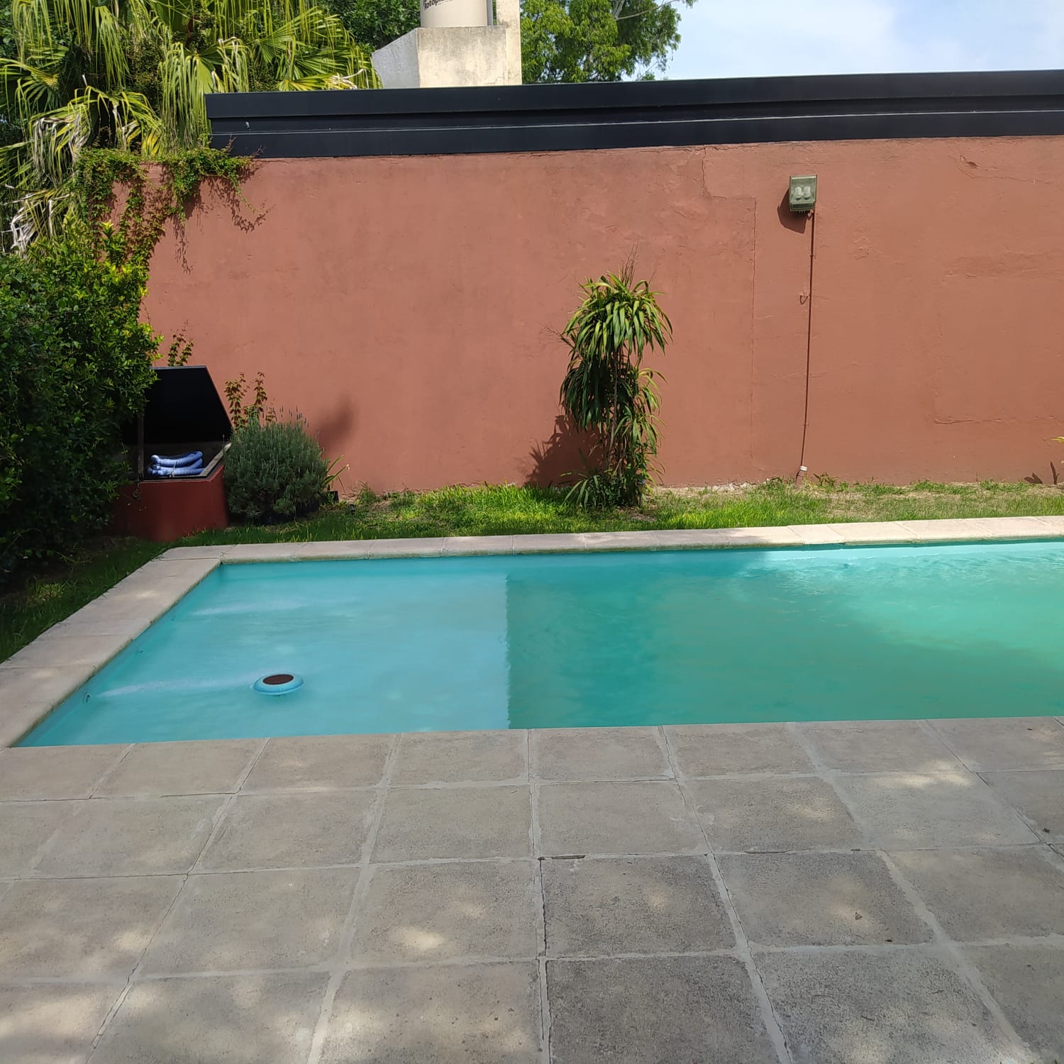 Casa por calle El Zonda