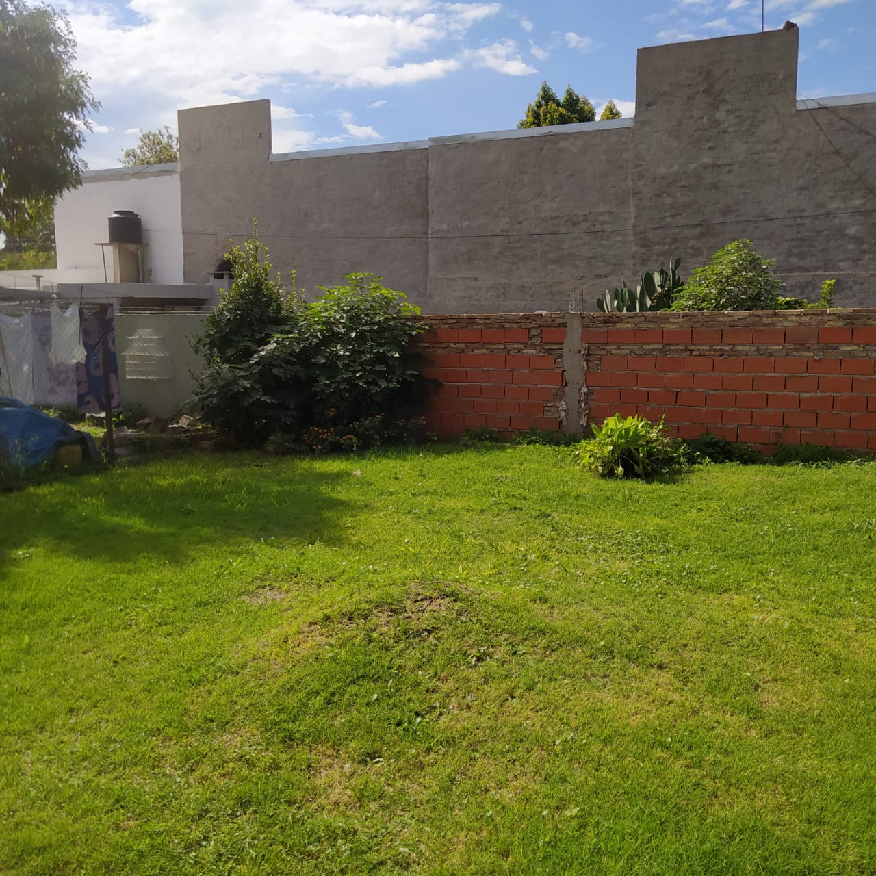 Lote con proyecto en PH