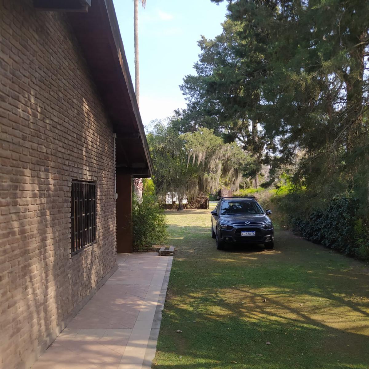 Funes  345- Roldan