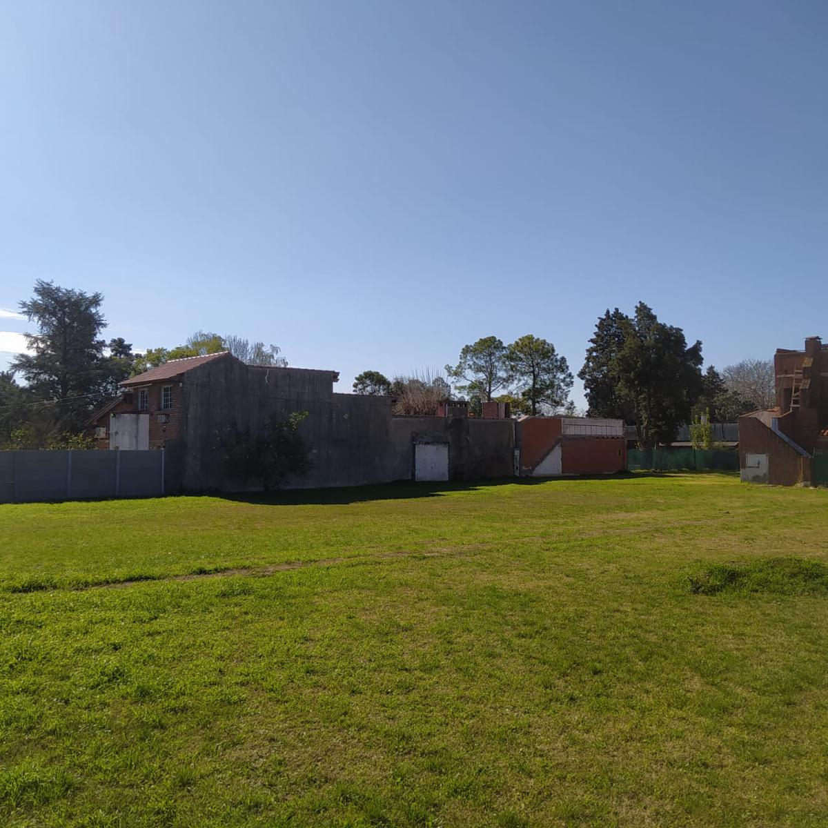 Tres Lotes por Calle Galindo al 2600- Ubicación Comercial