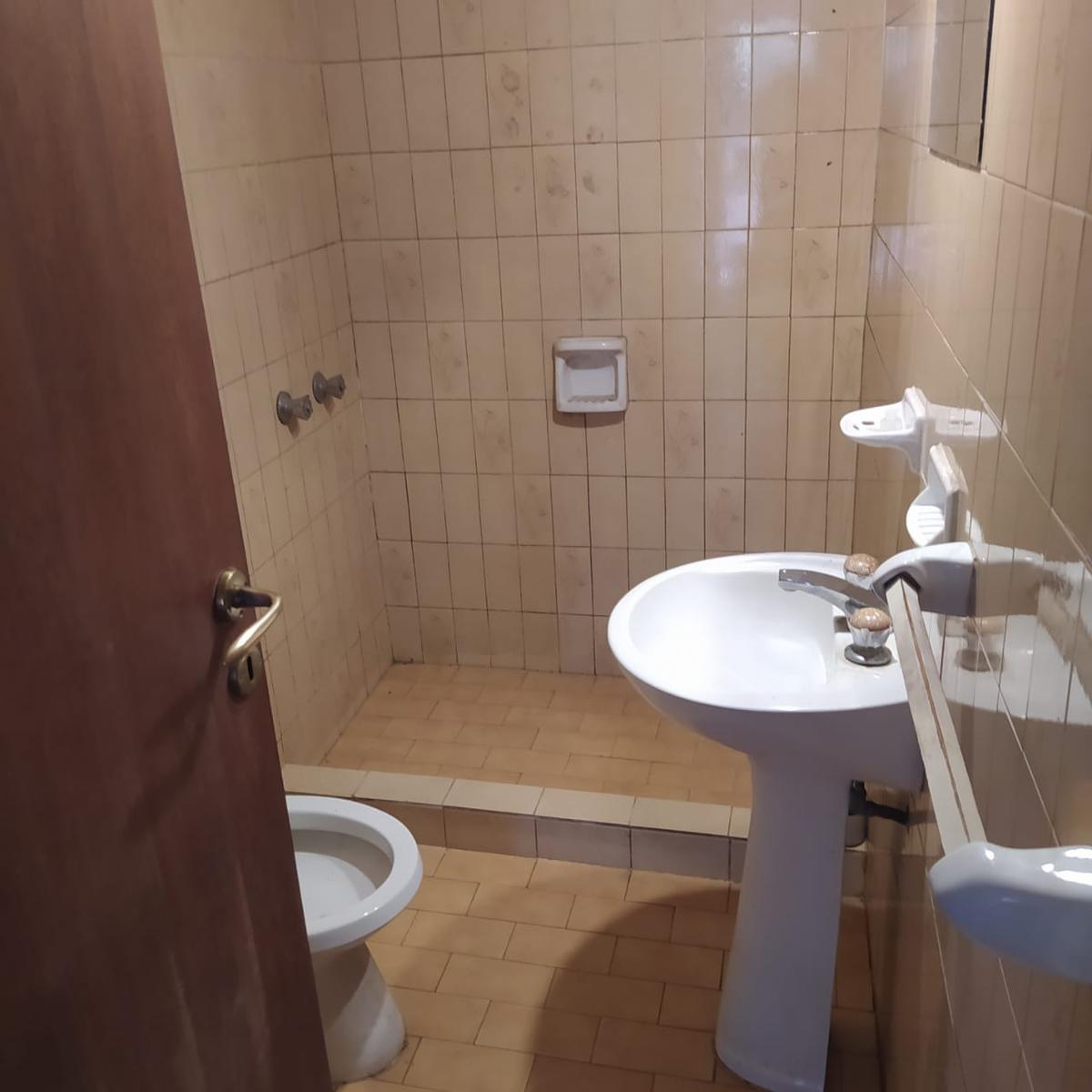 Inmejorable ubicación residencial en Los Troncos Leloir al 1600