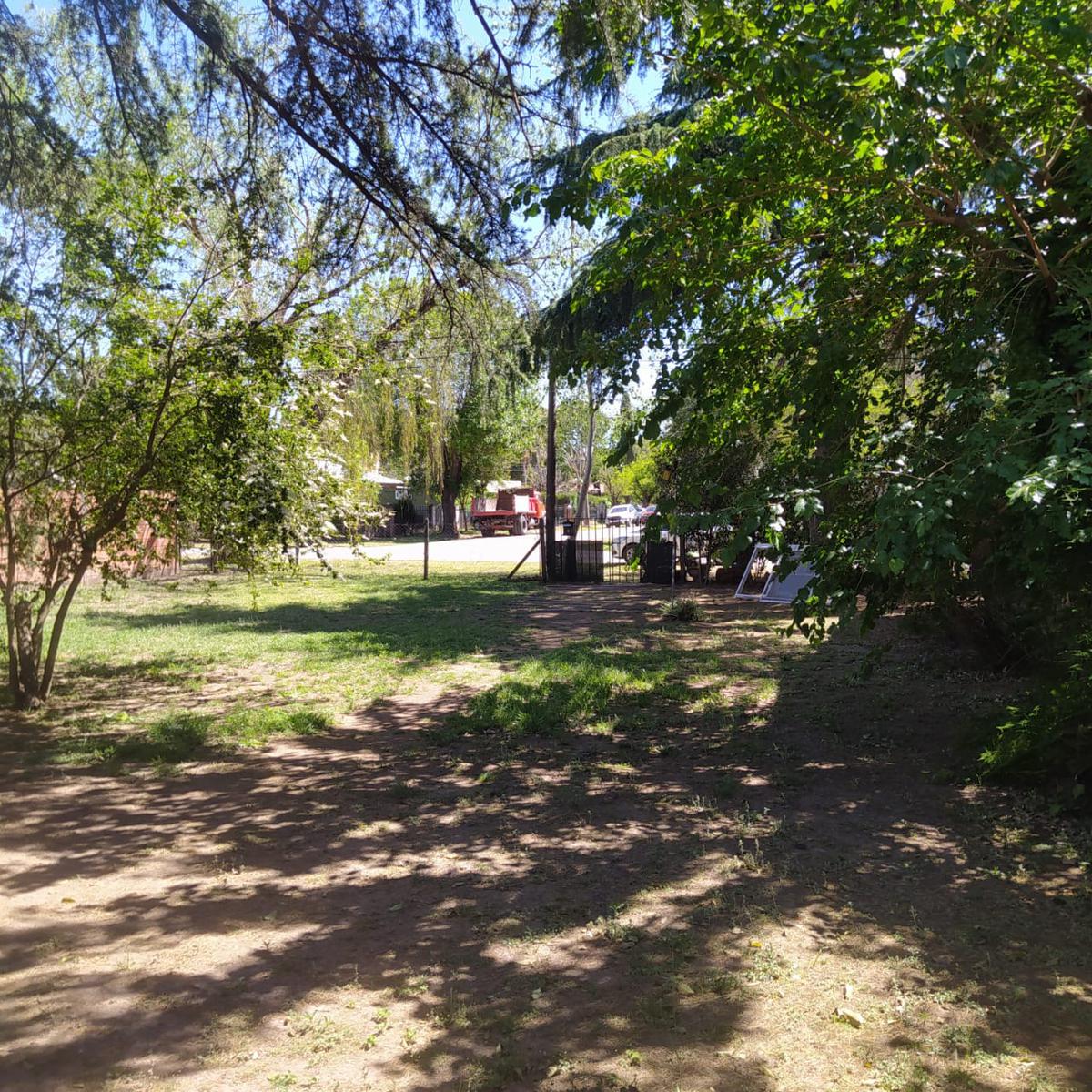Inmejorable ubicación residencial en Los Troncos Leloir al 1600