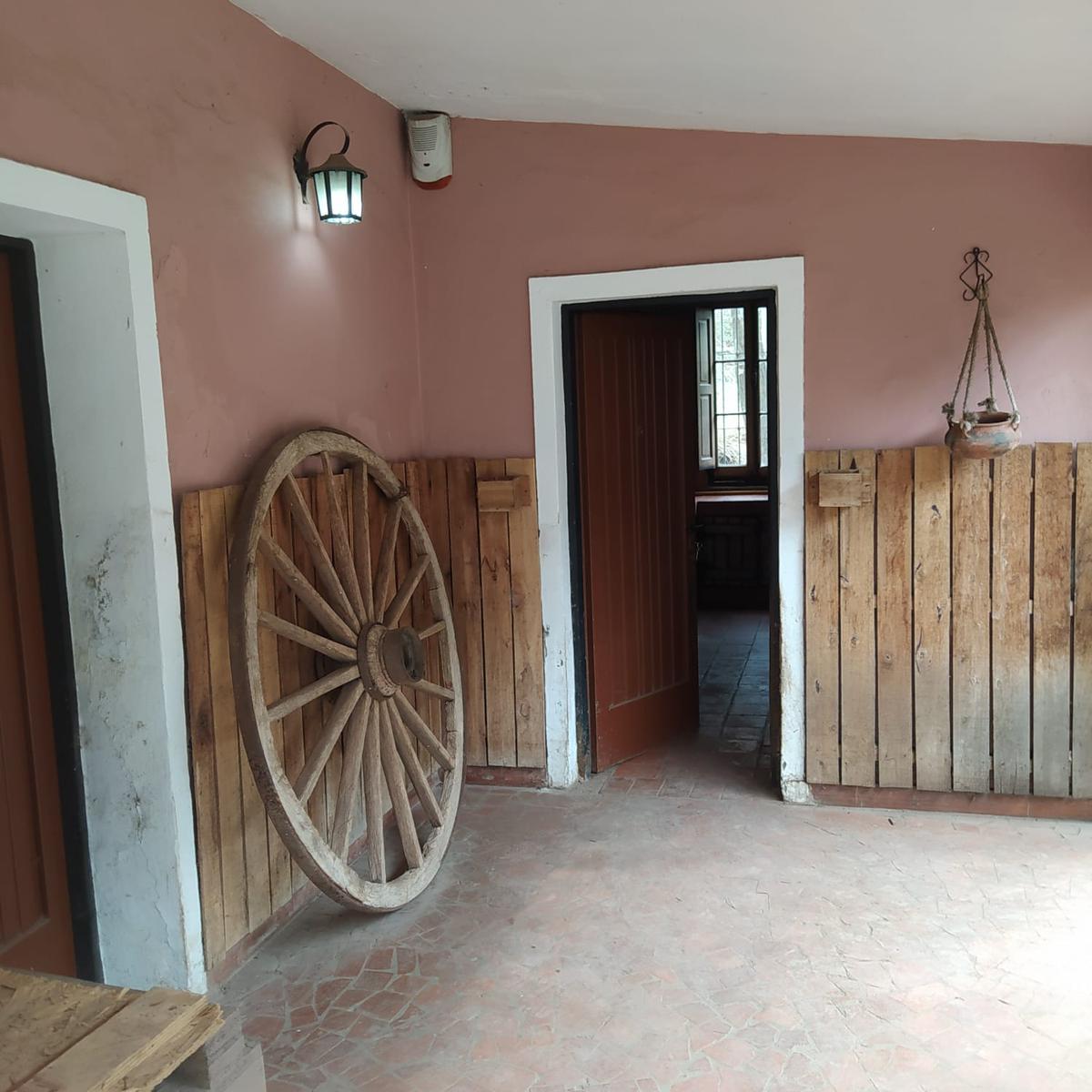 Propiedad uso comercial/industrial sobre RN AO12
