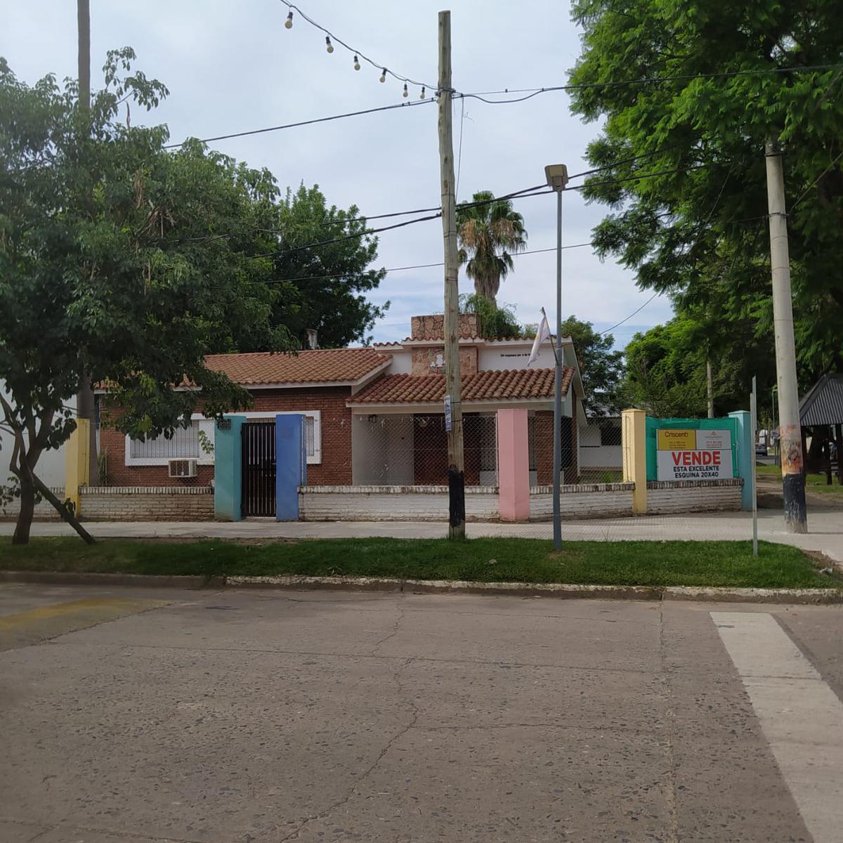 Propiedad para uso comercial- Santa Fe esquina Juan Elorza