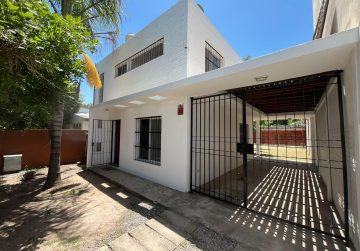 Casa en alquiler , VIVIENDA/COMERCIAL. Av. Fuerza Aérea  al 600