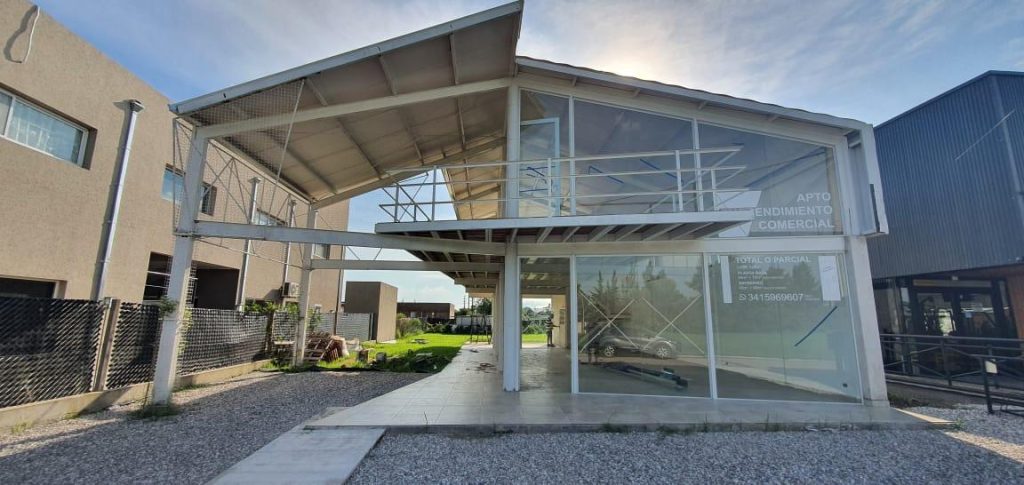 Local en Las Acequias del Aire – Roldan.