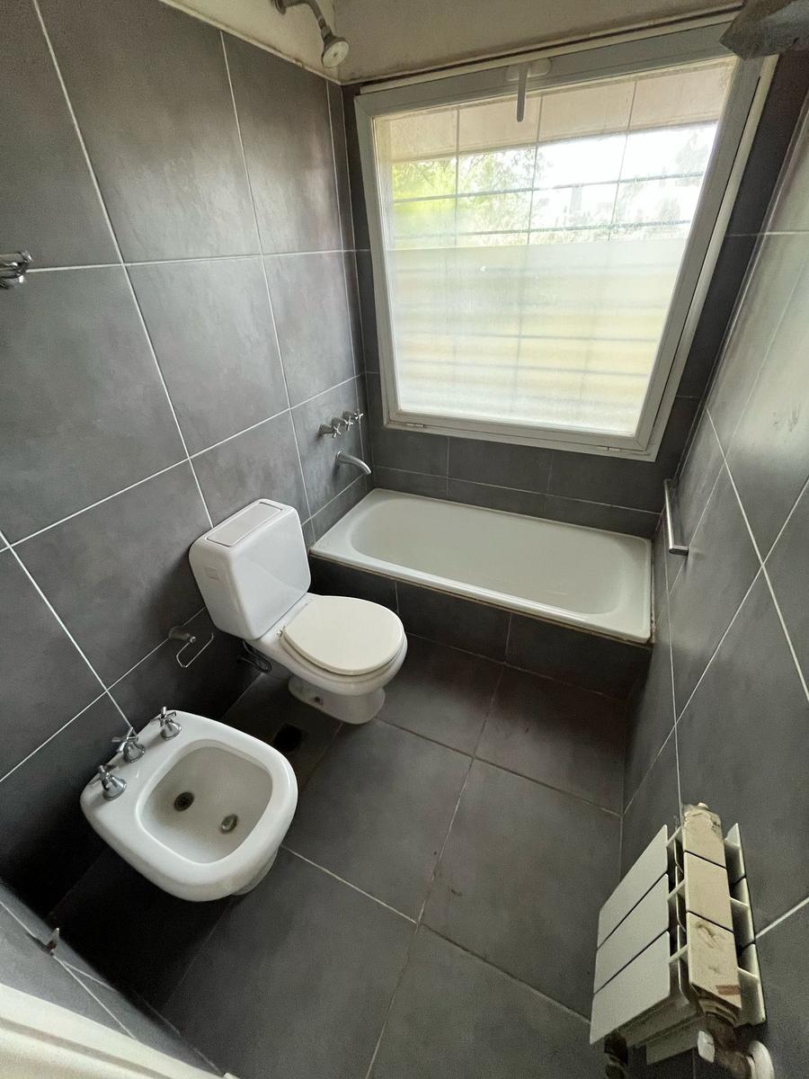 Propiedad en hermosa zona residencial de Funes – General Paz  al 900