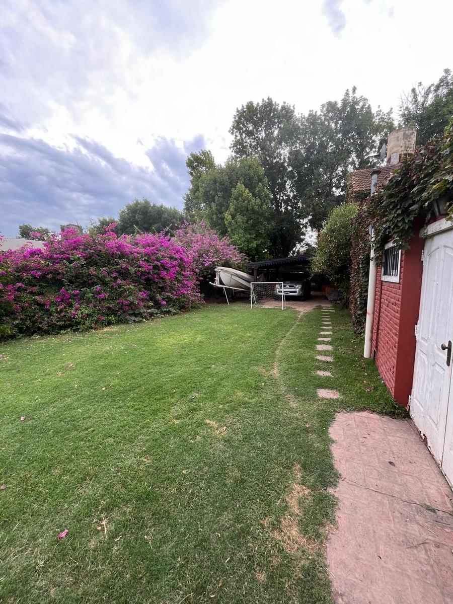 Propiedad en Funes, Maipú al 1600