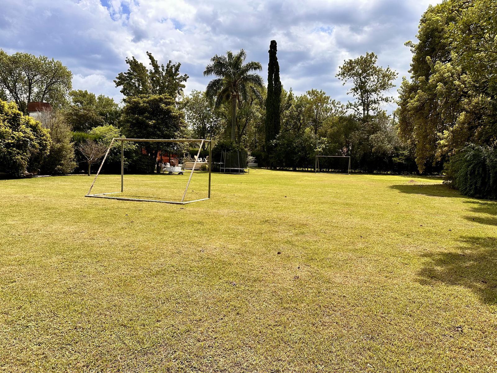 Terrenos en el heremoso Rincon de la Arboleda  – Gambartes  al 800 Funes