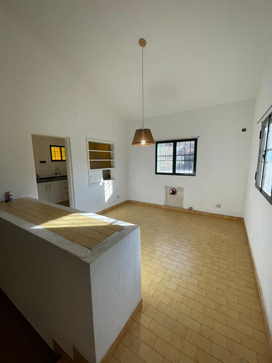 Chalet en barrio  Los Troncos de Funes