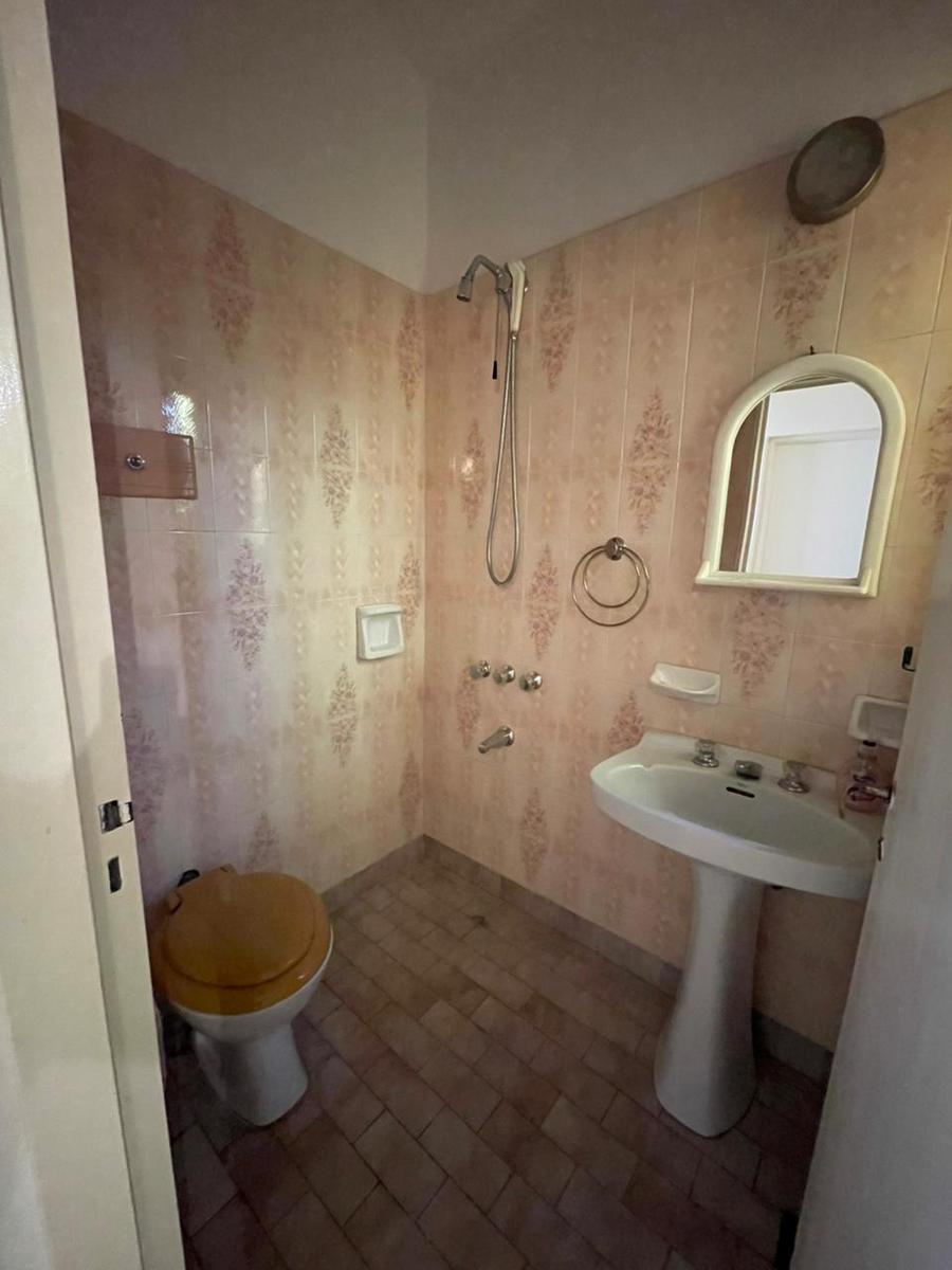 Chalet en barrio  Los Troncos de Funes