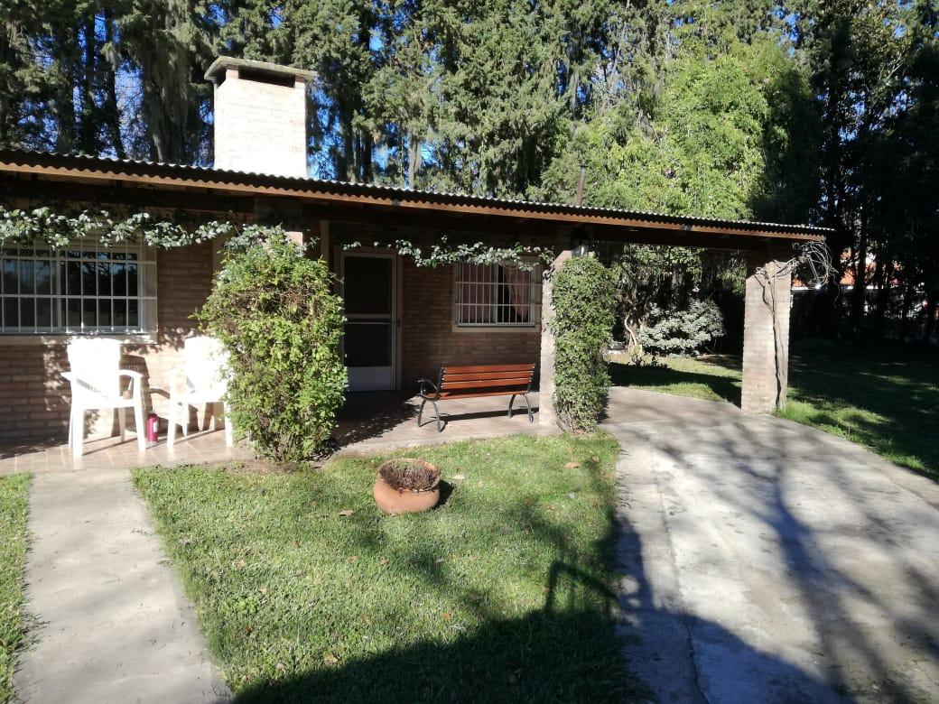 Chalet en Grandoli esquina Perito Moreno G12 de Funes