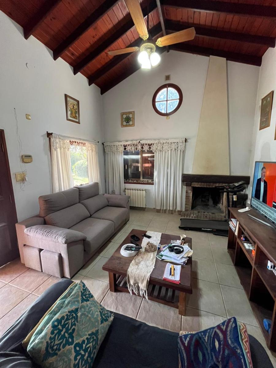 Chalet en zona residencial de Funes – Sarmiento Esq. San Marcos