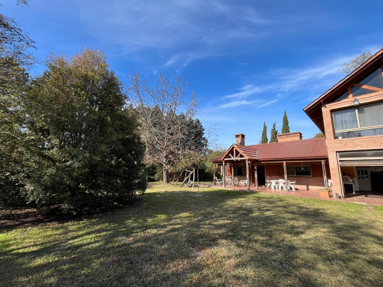 Chalet en zona residencial de Funes – Sarmiento Esq. San Marcos