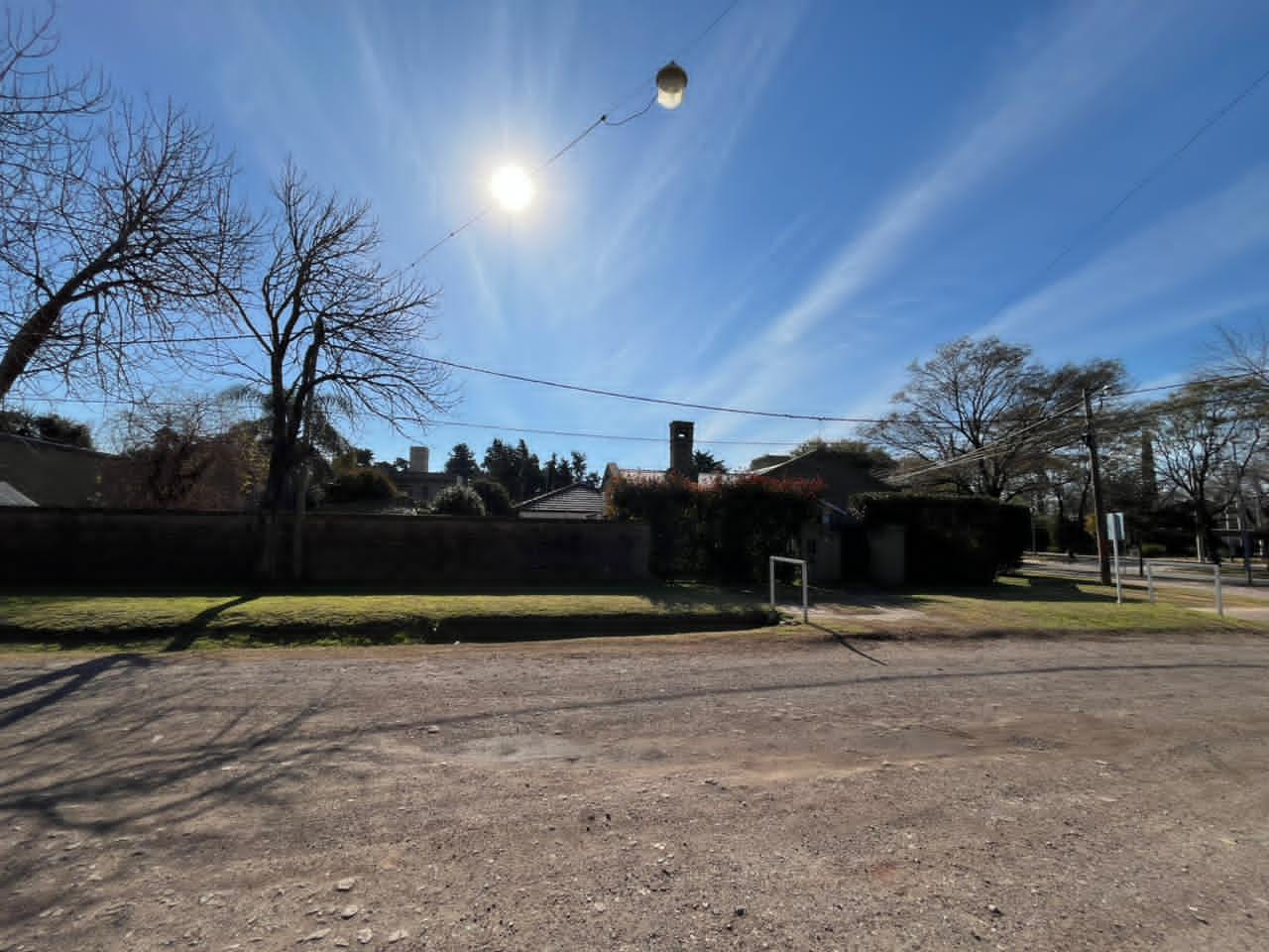 Esquina comercial sobre calle Irigoyen esq. Ramirez
