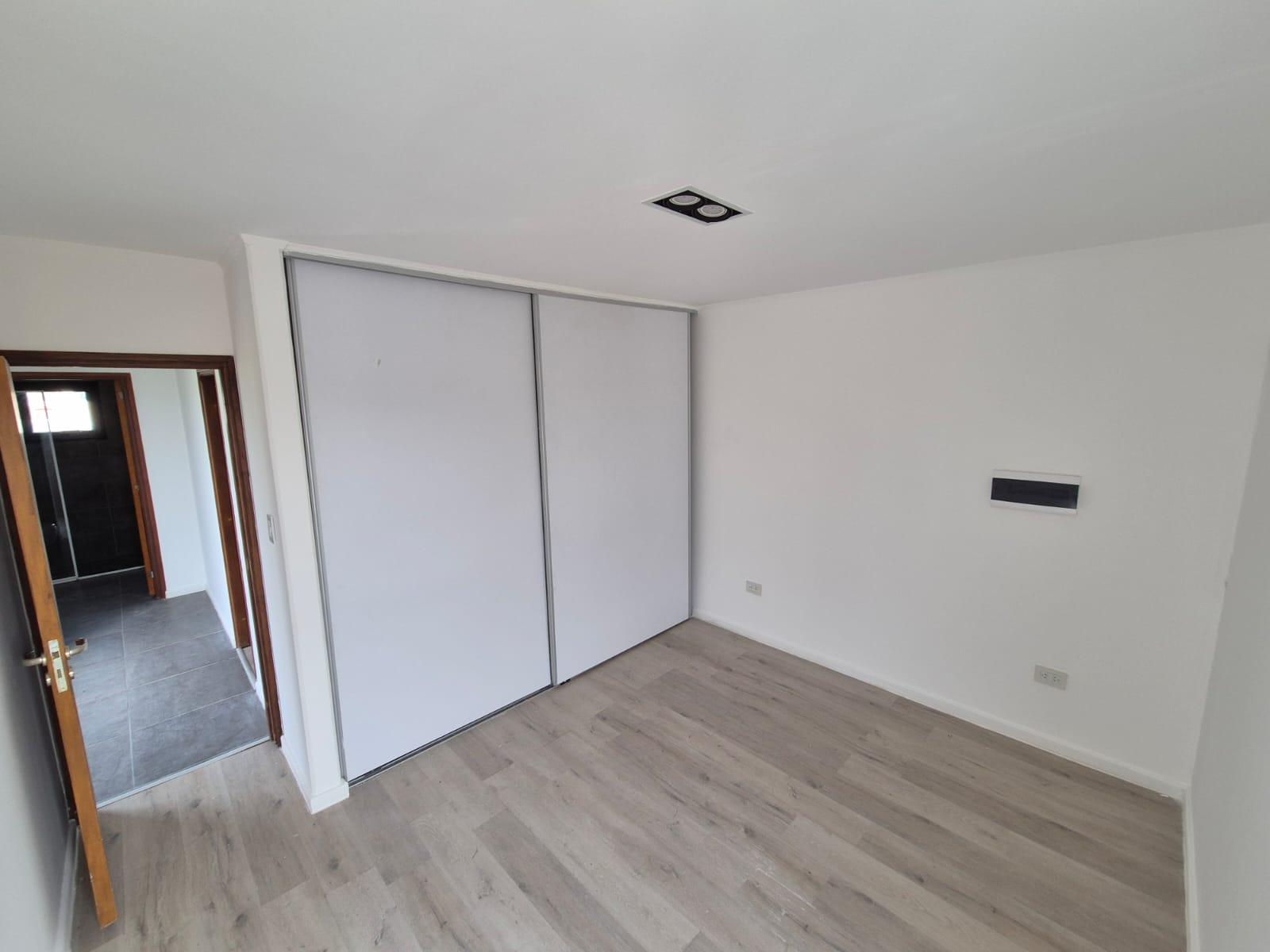 Alquiler permanente en calle Marta Garrone  al 1400  – Funes Norte