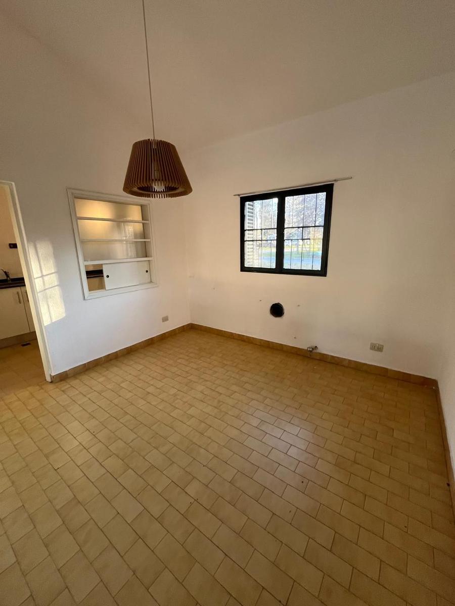 Chalet en barrio  Los Troncos de Funes