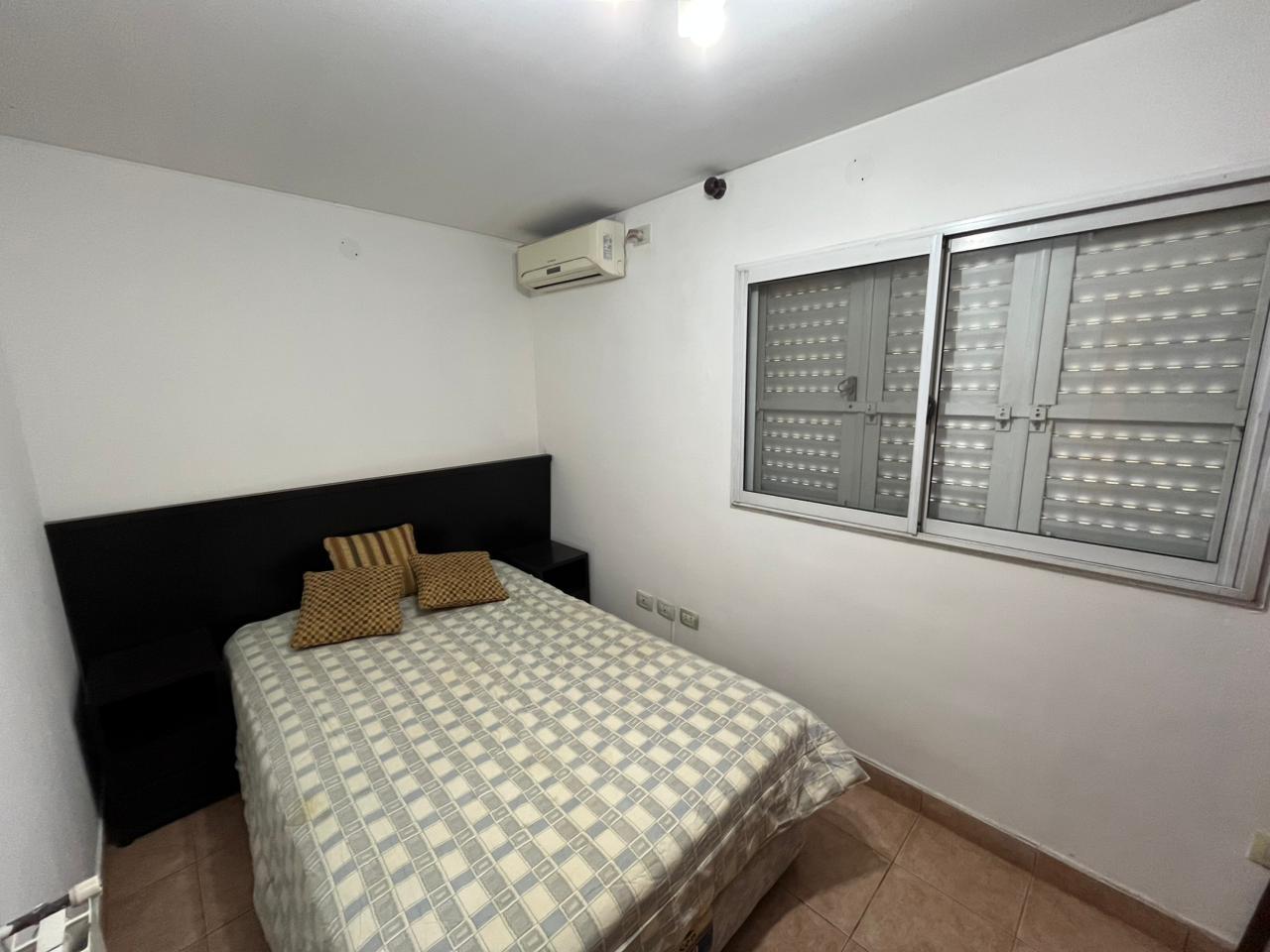 Chalet en barrio Los Troncos