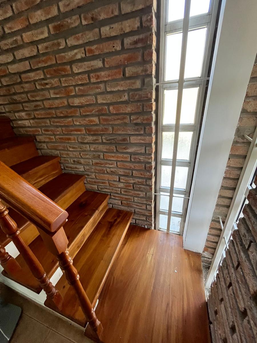 Chalet en barrio Los Troncos