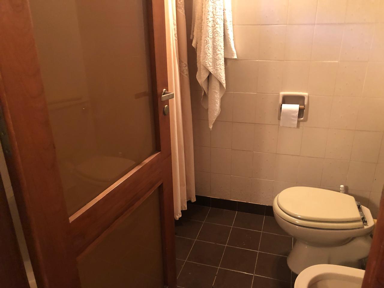 Chalet en Cotos de la Alameda – Uspallata  al 200 – Roldan