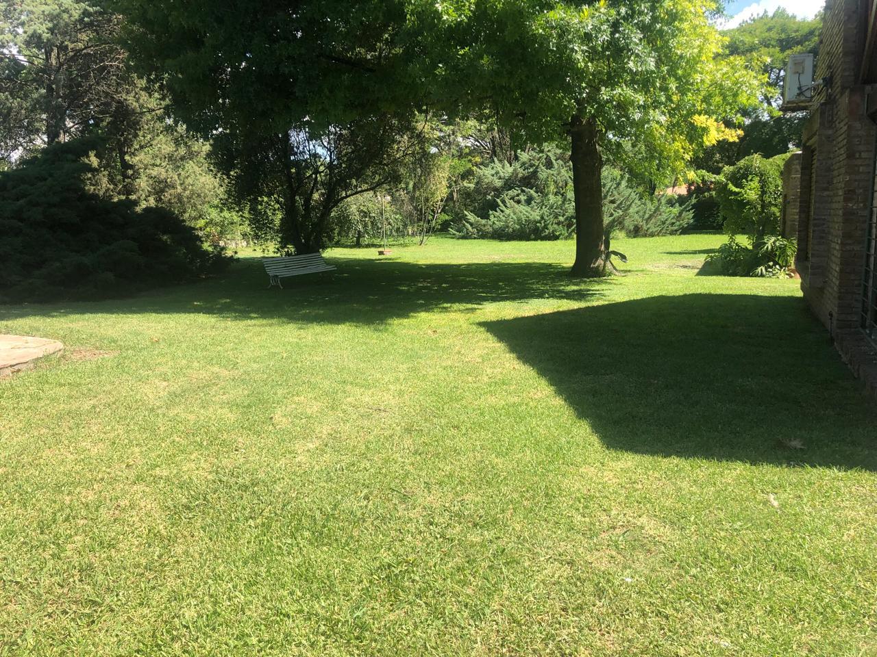 Chalet en Cotos de la Alameda – Uspallata  al 200 – Roldan
