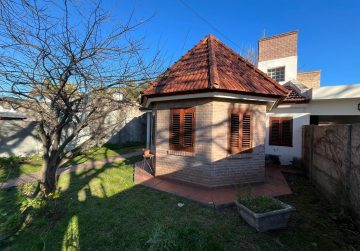 Chalet en General Paz  al 2100 – Funes
