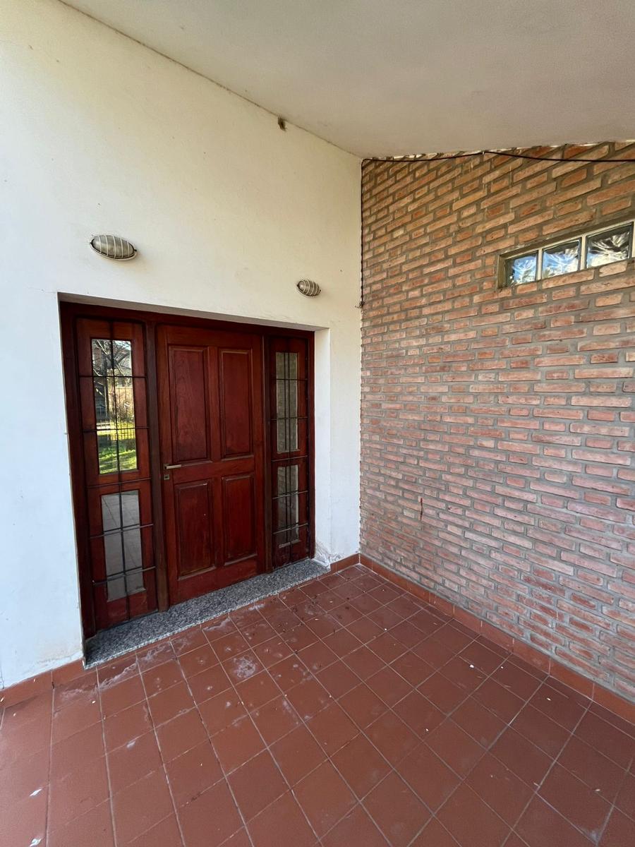 Chalet en General Paz  al 2100 – Funes