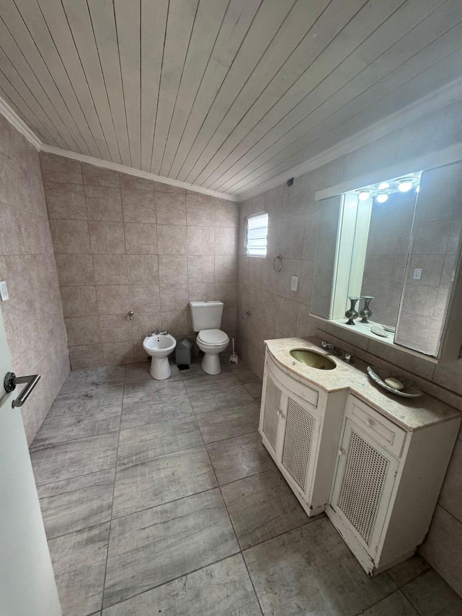 Propiedad ideal uso comercial/habitacional en calle Houssay al 1600 – Funes.