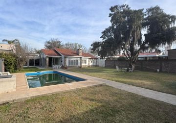 Propiedad ideal uso comercial/habitacional en calle Houssay al 1600 – Funes.