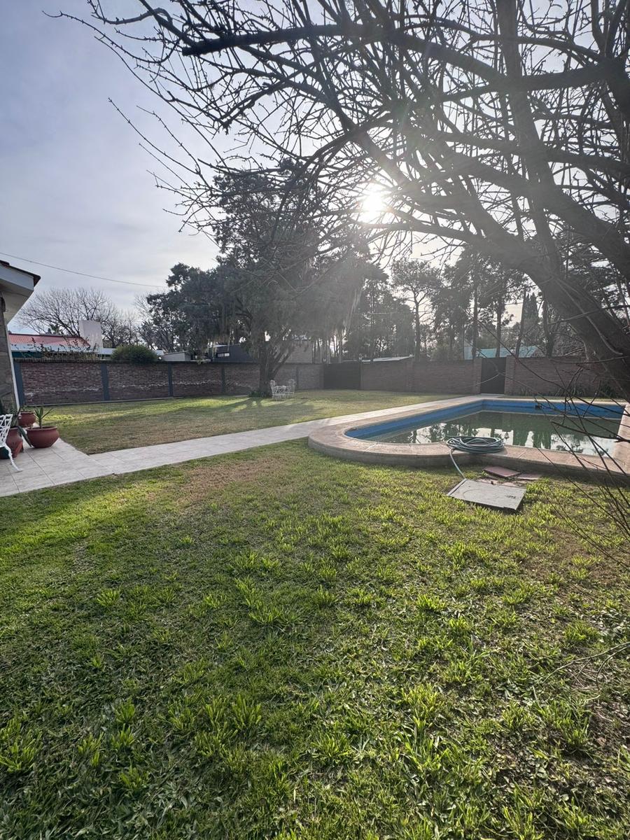 Propiedad ideal uso comercial/habitacional en calle Houssay al 1600 – Funes.
