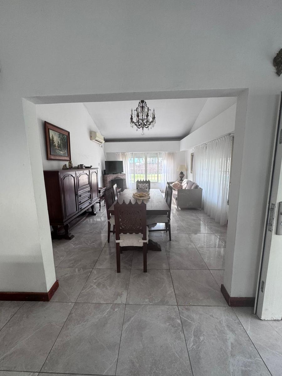 Propiedad ideal uso comercial/habitacional en calle Houssay al 1600 – Funes.