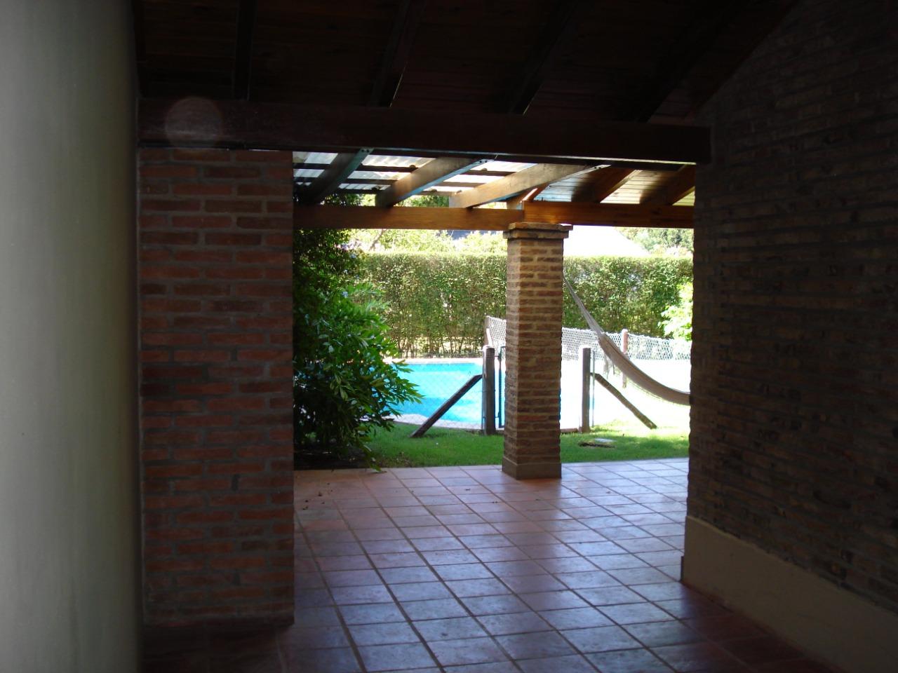 Chalet en venta, José Ingenieros al 2900 – Funes.