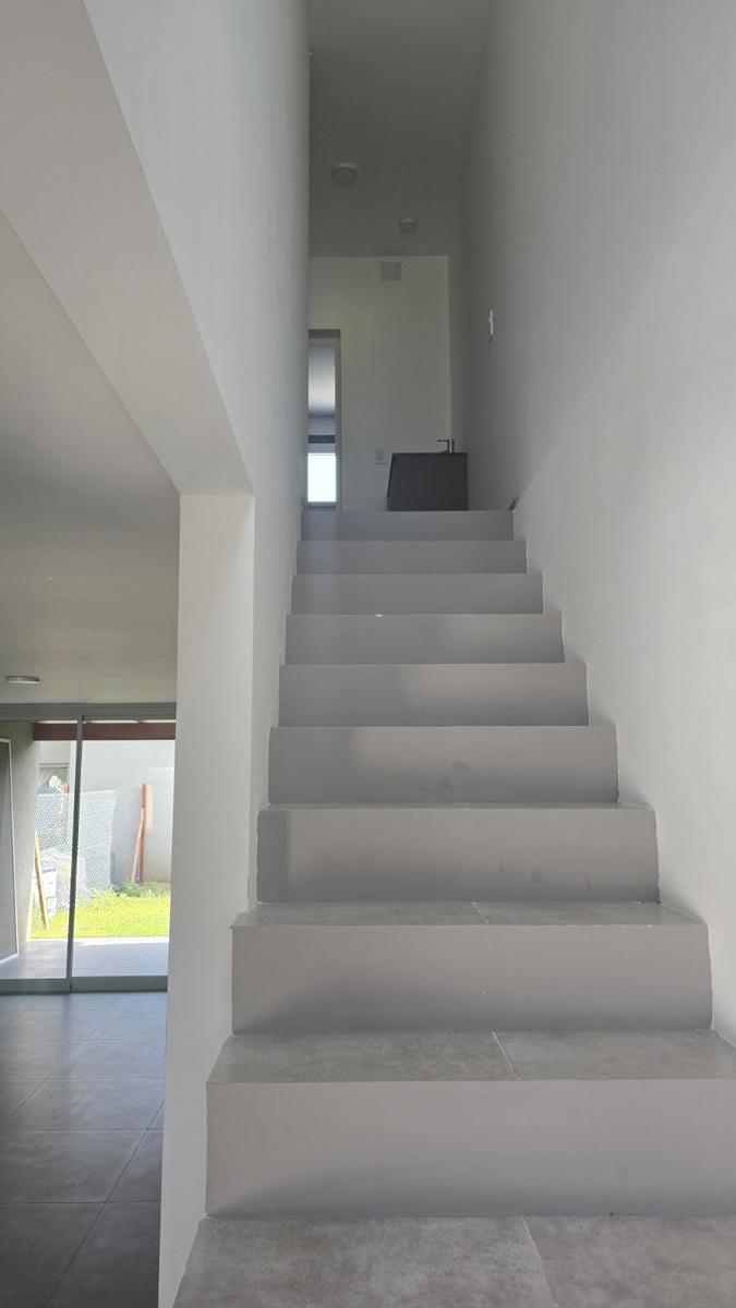 Casa espejo de primera calidad – Pedro A. Ríos al 2000