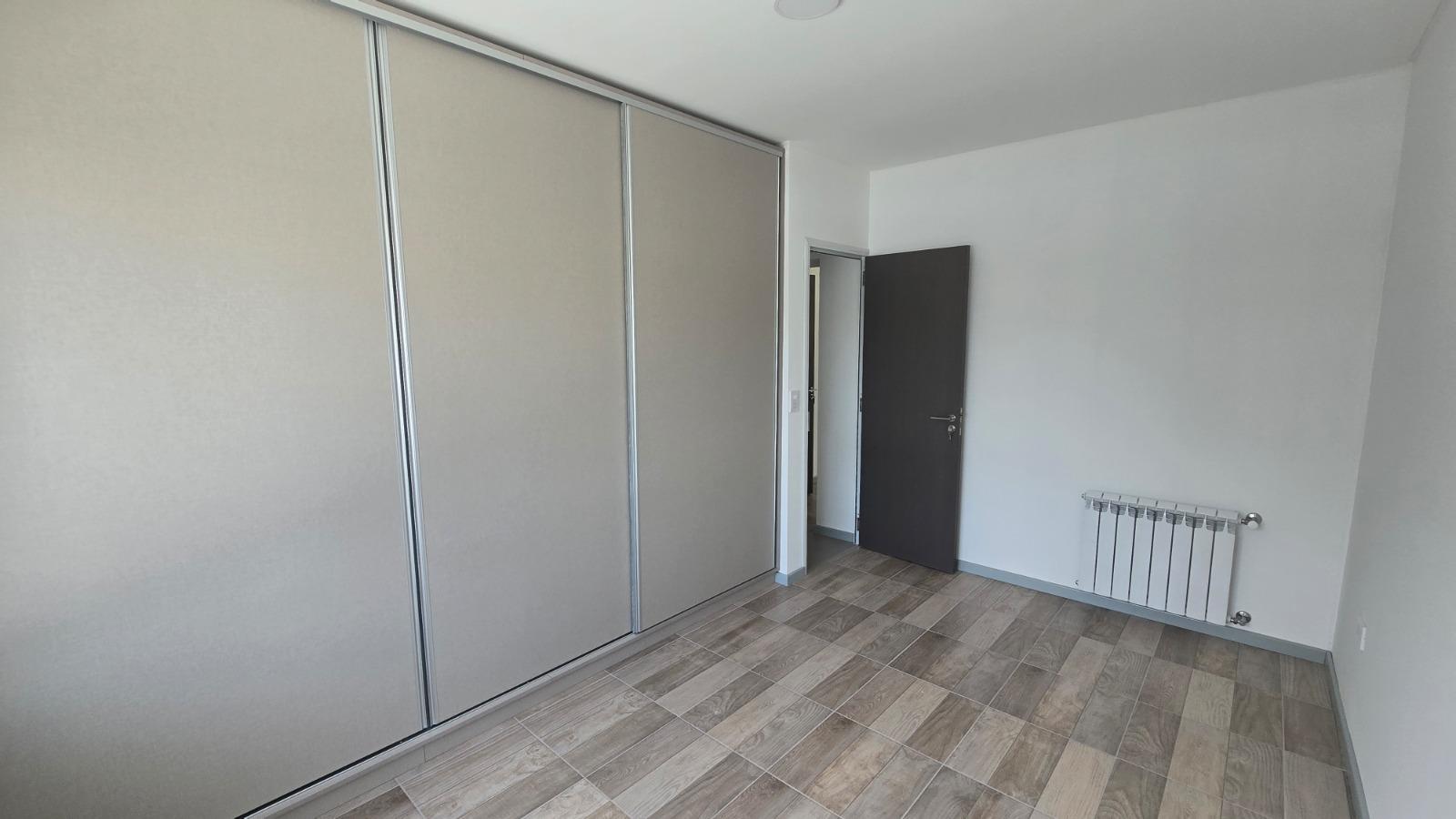 Casa espejo de primera calidad – Pedro A. Ríos al 2000