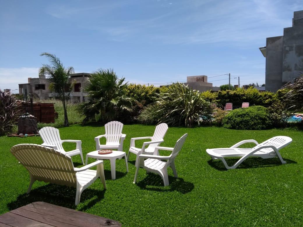 Chalet en Punta Chacra La Yerra al 2200 Roldan