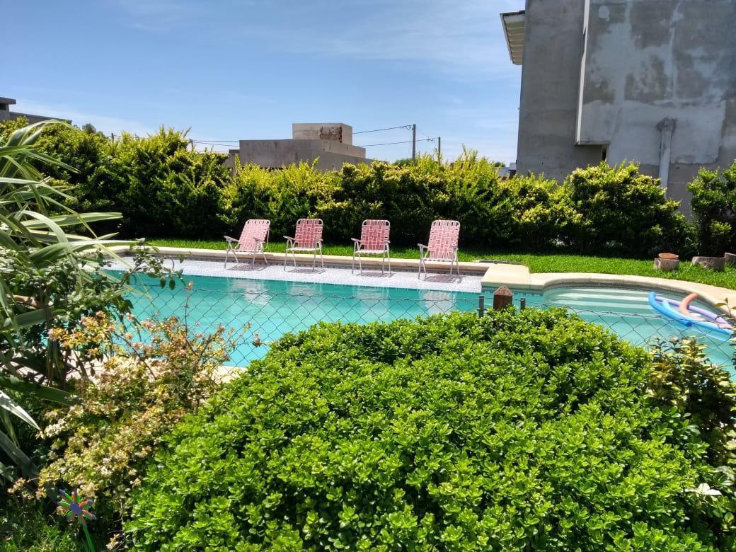 Chalet en Punta Chacra La Yerra al 2200 Roldan