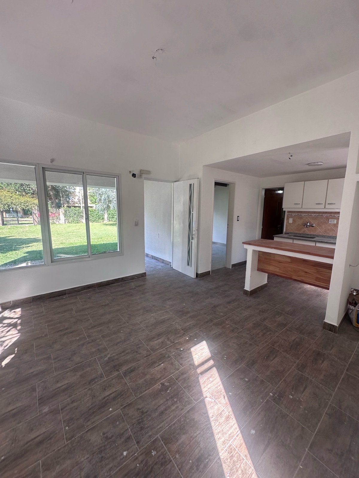 Almte. Brown al 2600