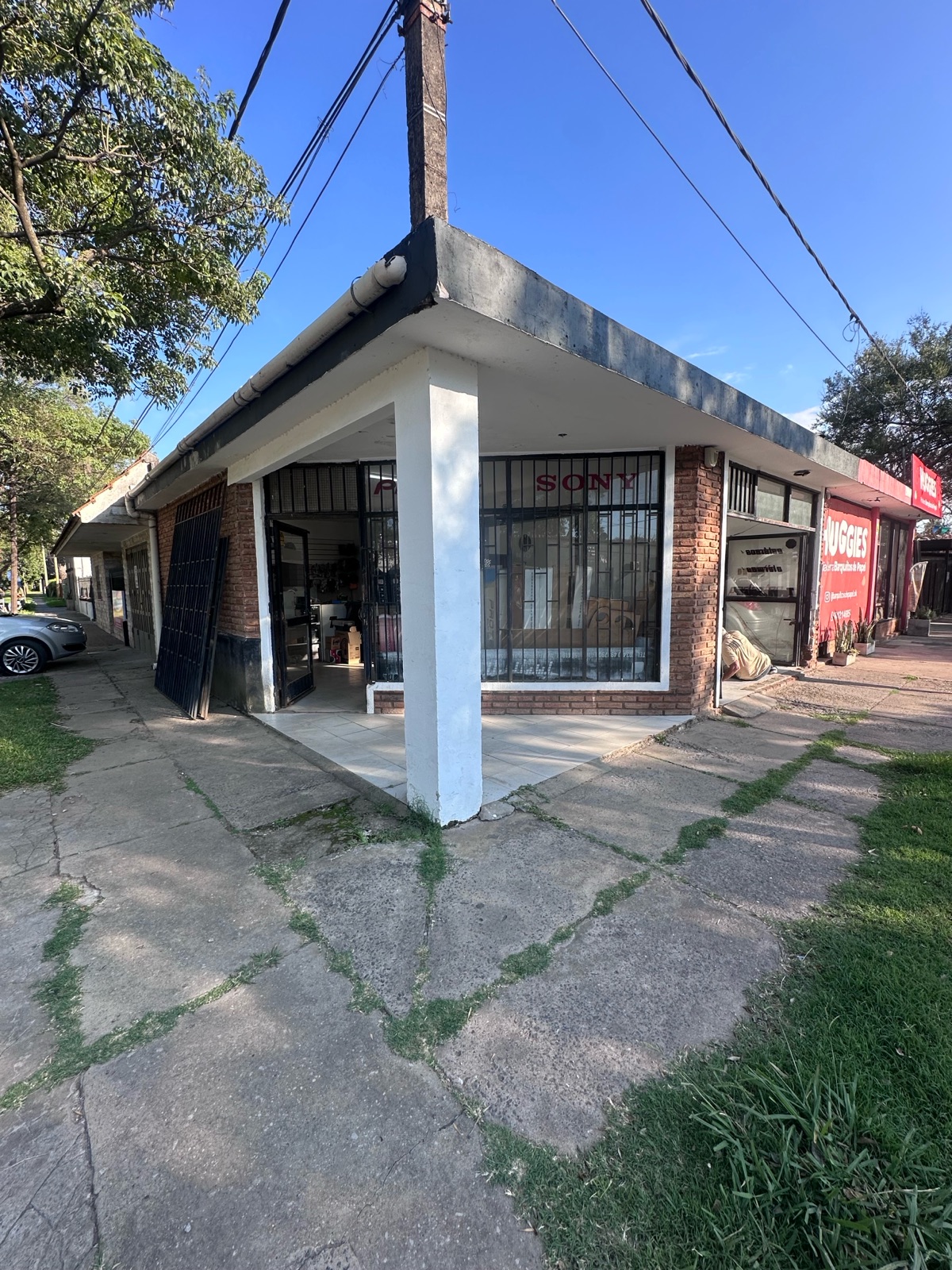 Av del Rosario al 1400