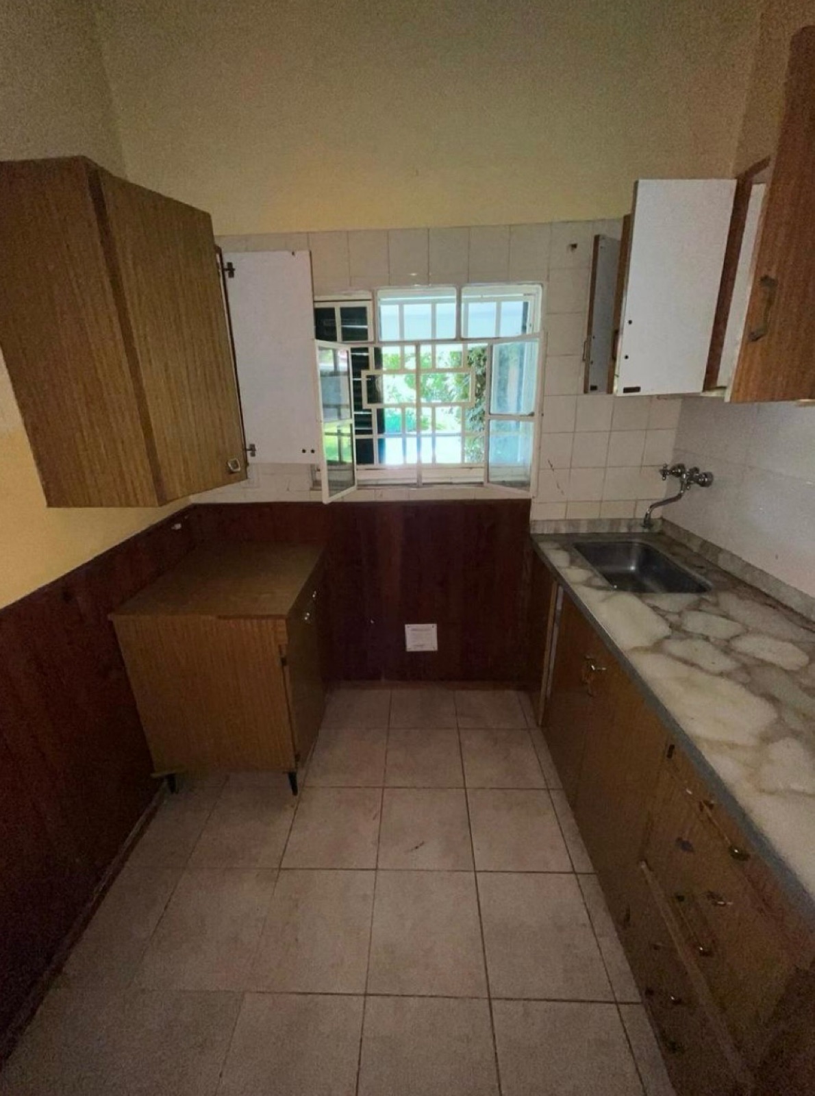 Pedro A. Ríos  al 2100