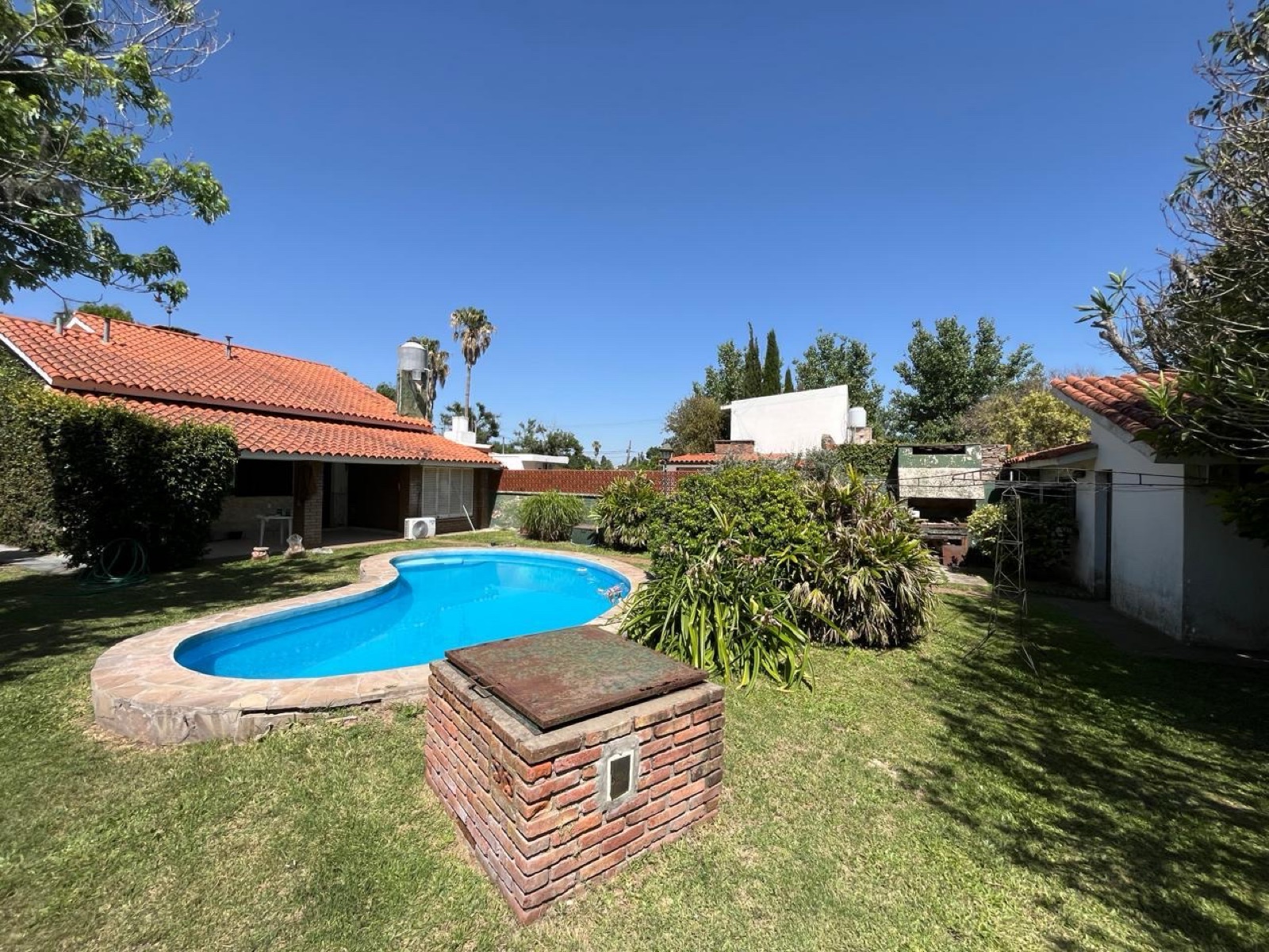 Pedro A. Ríos  al 2100